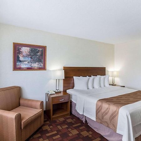 Econo Lodge Luverne I-90 Exterior photo