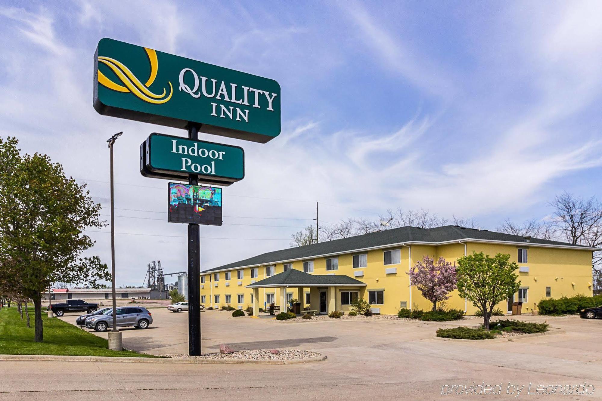 Econo Lodge Luverne I-90 Exterior photo
